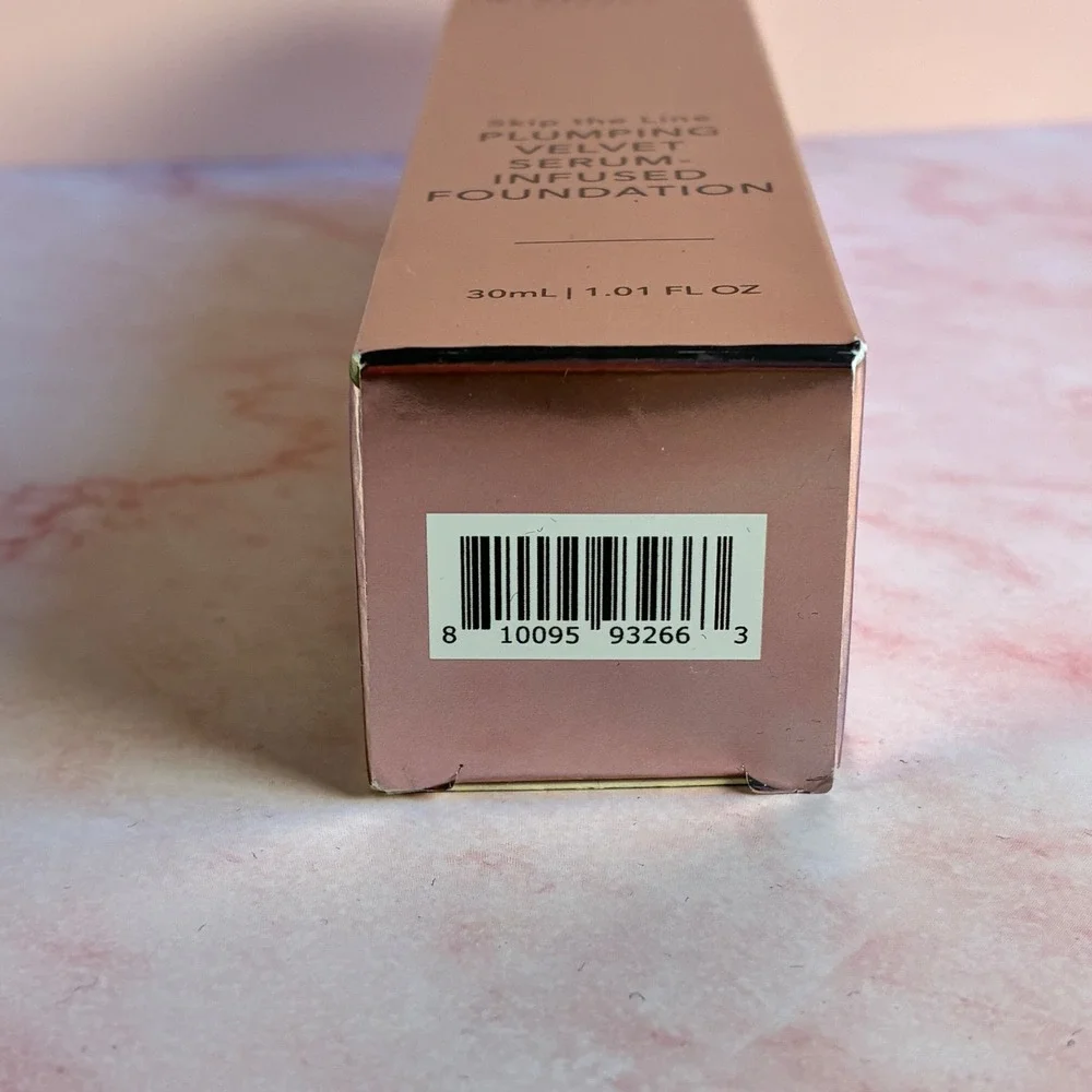 Nakery Beauty Skip the Line Plumping Velvet Serum-Infused Foundation Medium New